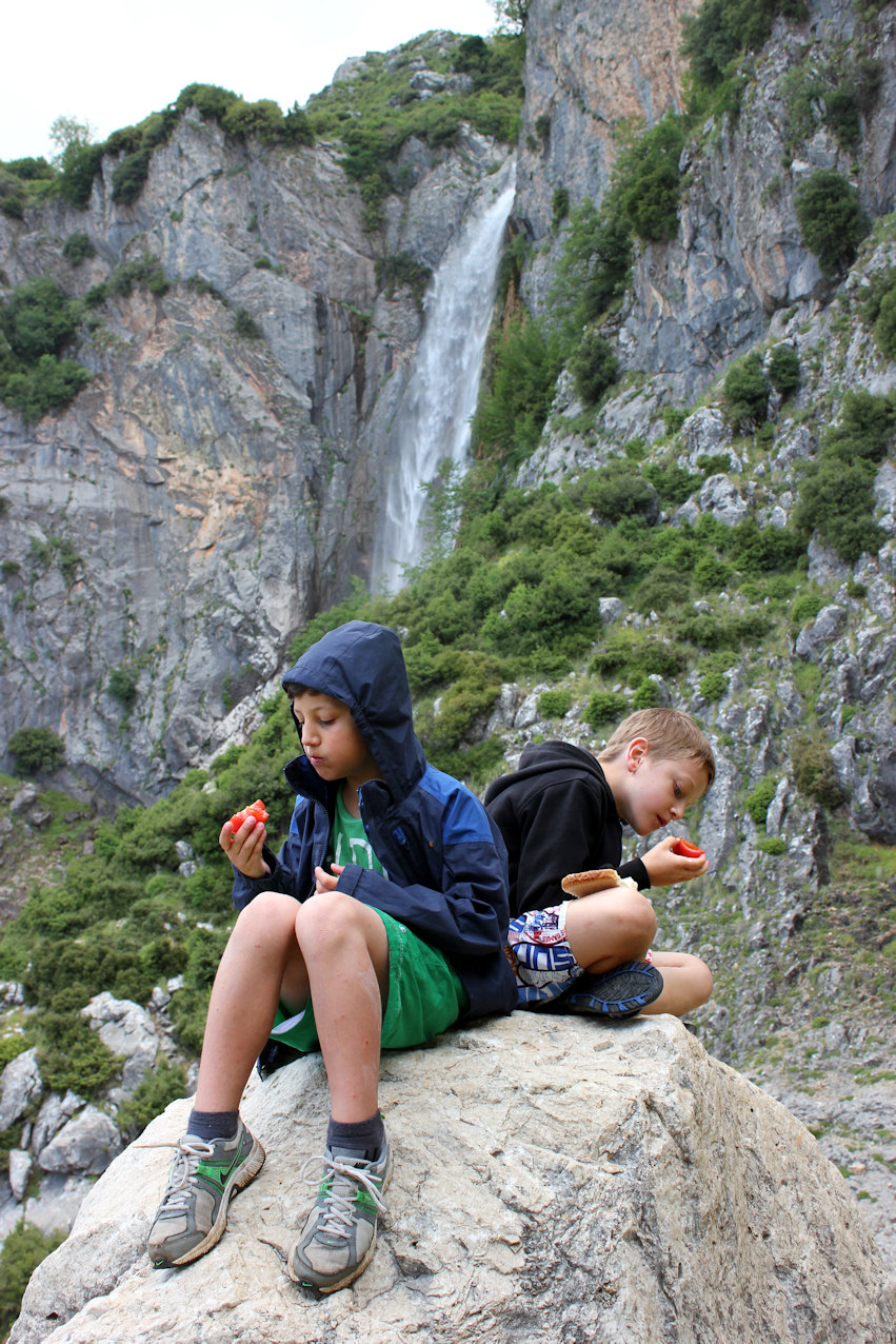 george and theo eat fast foot at waterfall low res